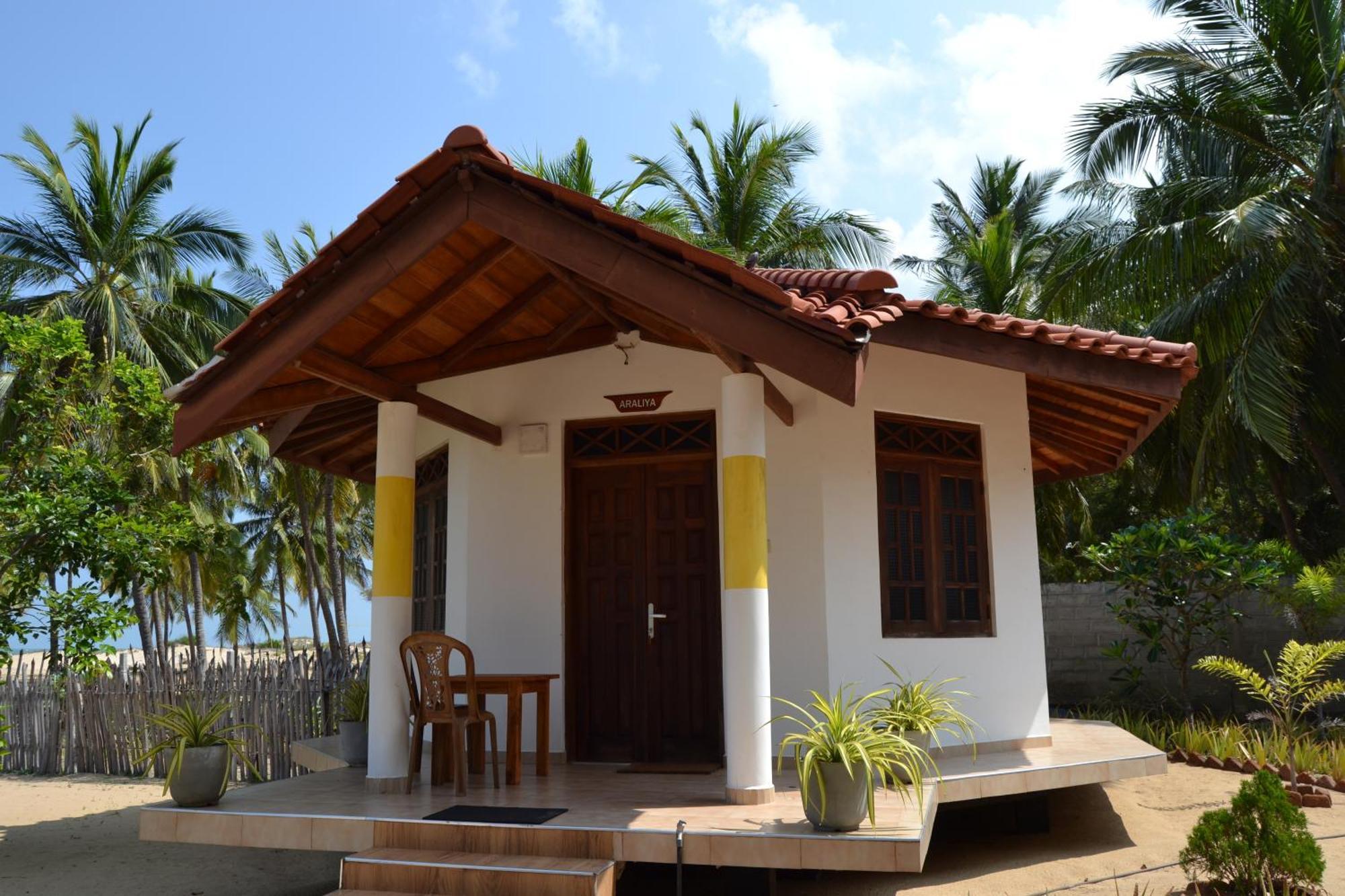 Nirukthie Beach Resort&Restaurant Kalpitiya Exterior foto